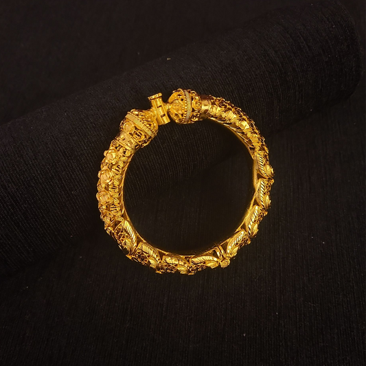 Openable Rose Bangle - My Golden Wish