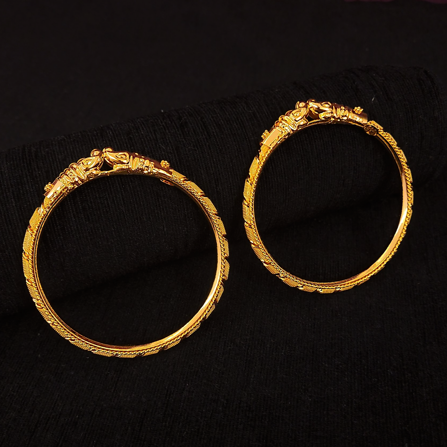 Hathi Mukh Sleek Bangle