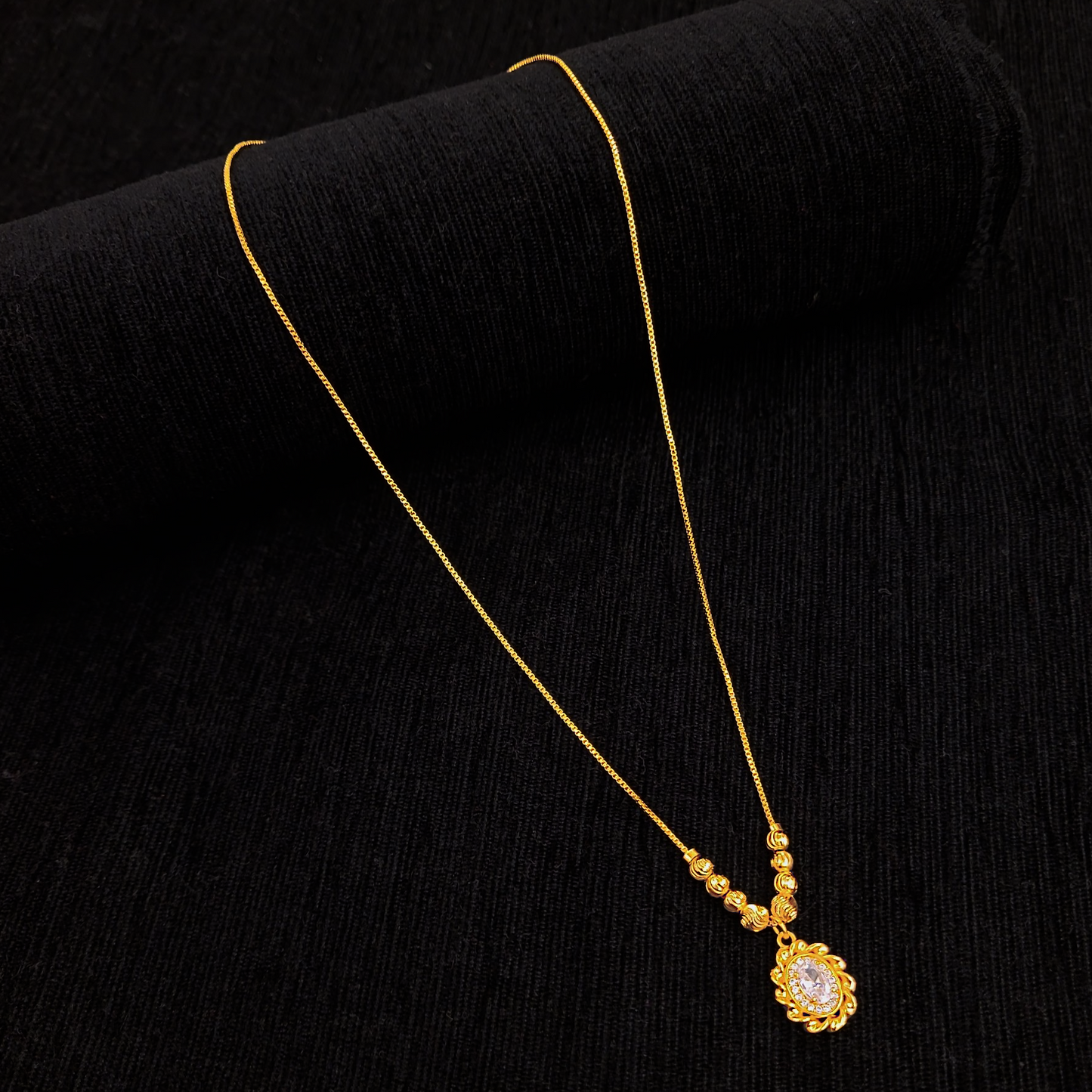 Mirror Pendent Chain