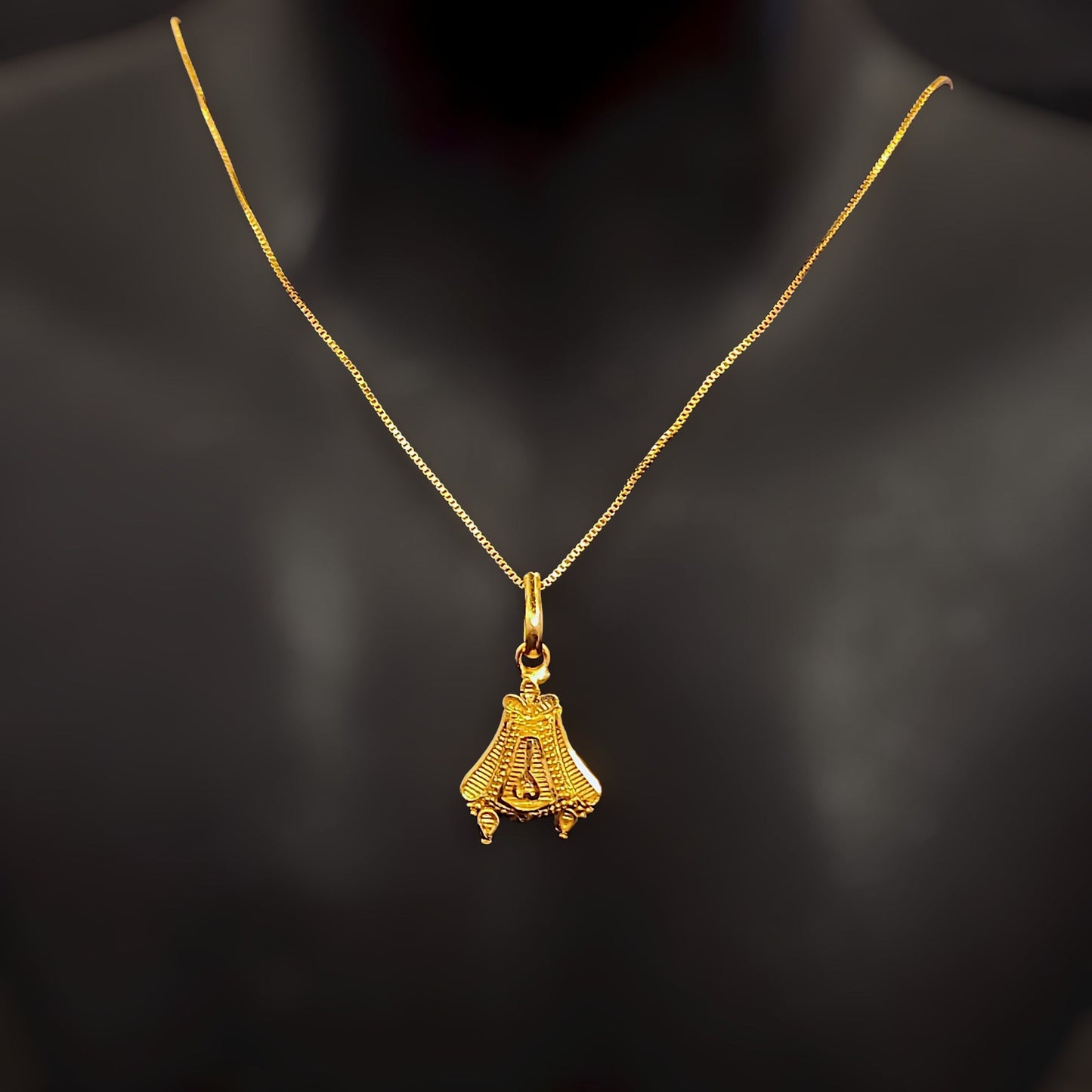 Golden Designer Pendent Chain - VI