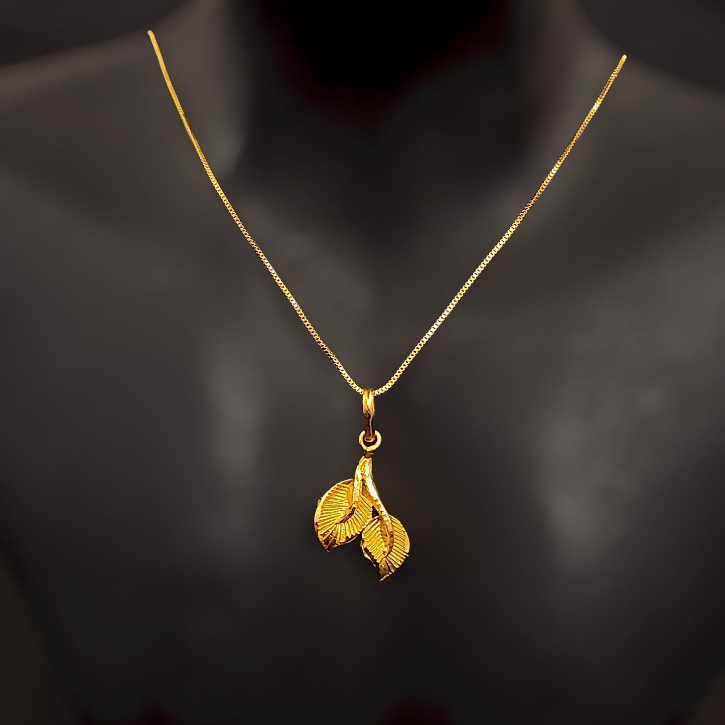 Golden Designer Pendent Chain - III