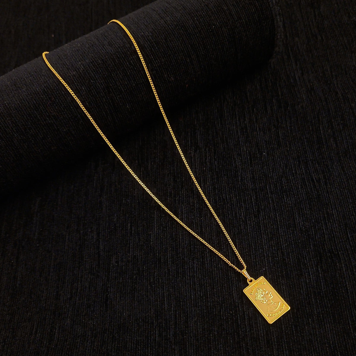 Golden Biscuit Pendent Chain