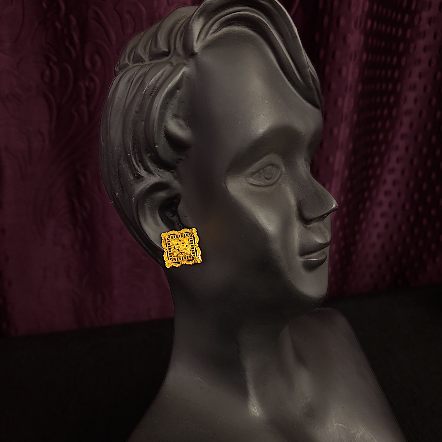 Square stud - I - My Golden Wish