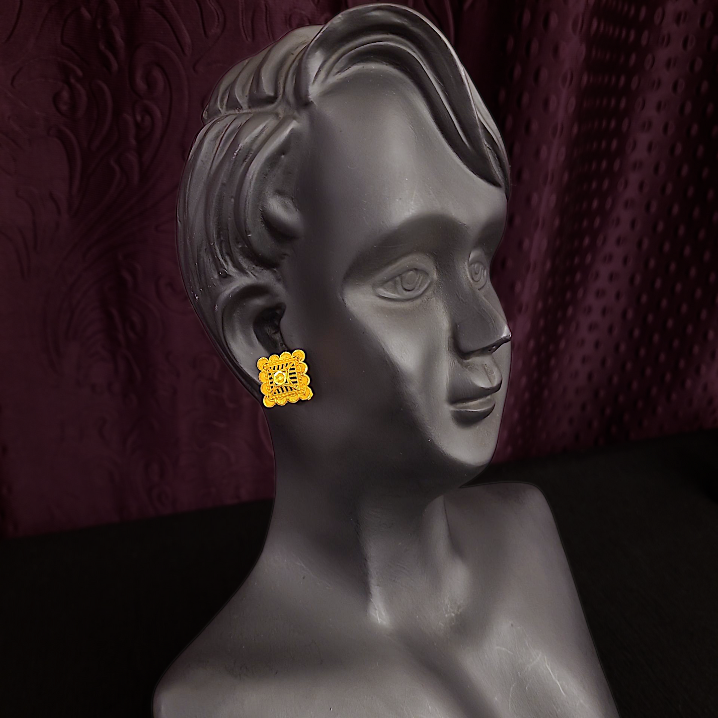 Square stud - II - My Golden Wish