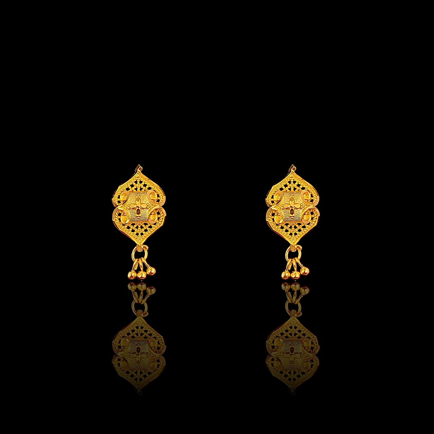 Small Flower Alpona Tops