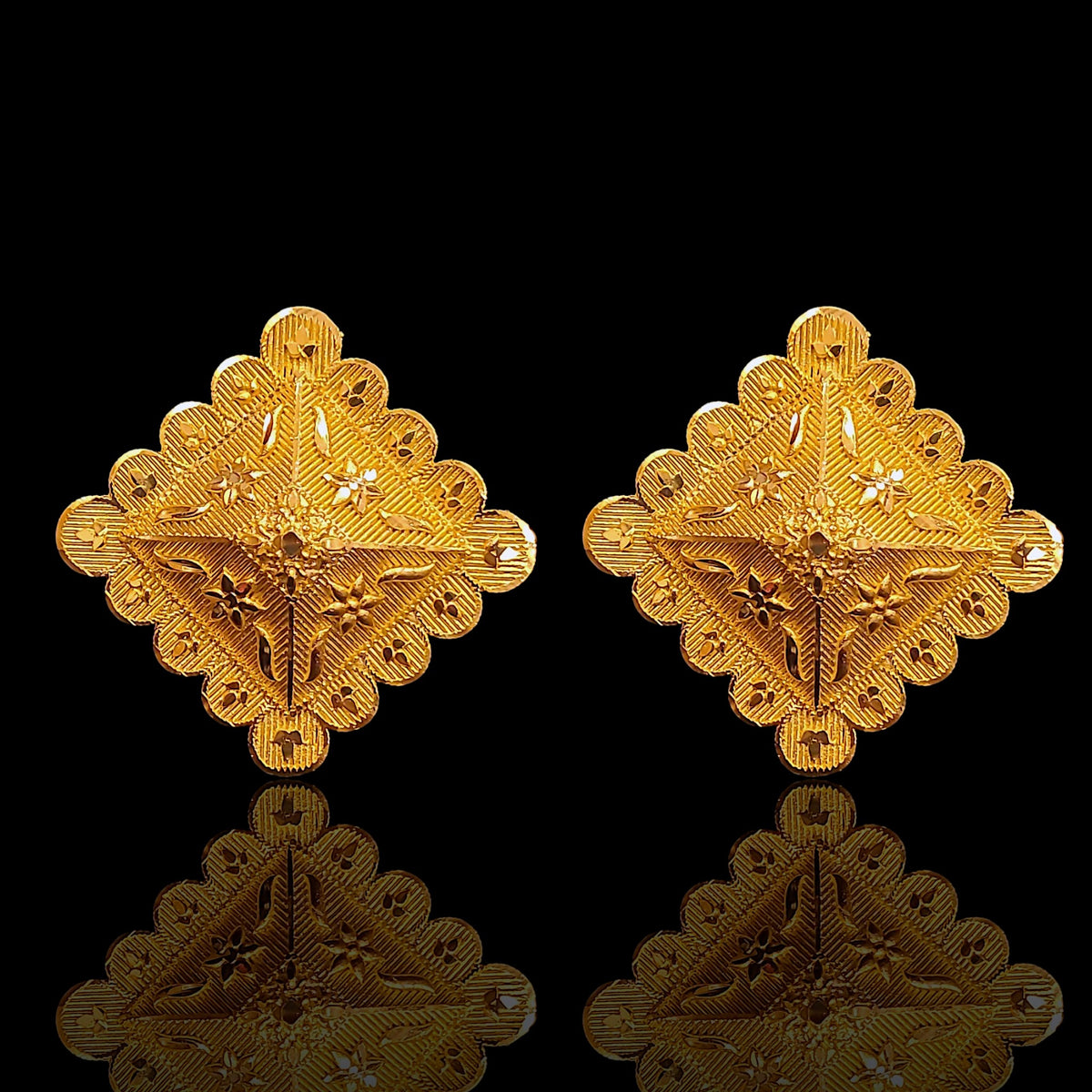 Diamond Cut Big Tops