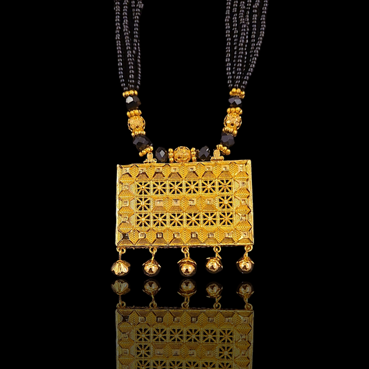 Chandramallika Locket Tarsel (Black) - My Golden Wish