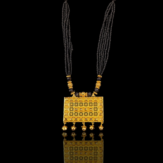 Chandramallika Locket Tarsel (Black) - My Golden Wish