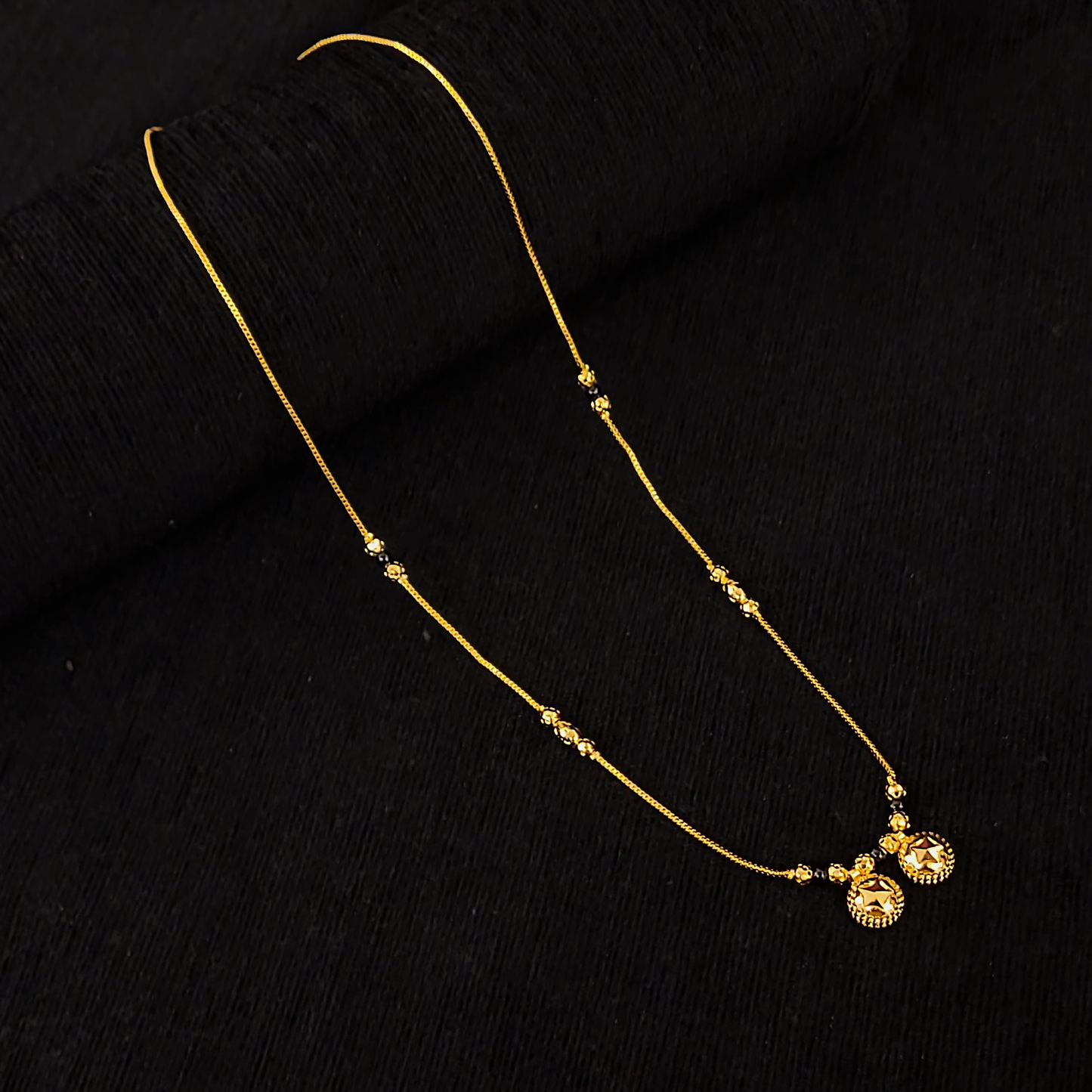 Dual Buti Mangalsutra