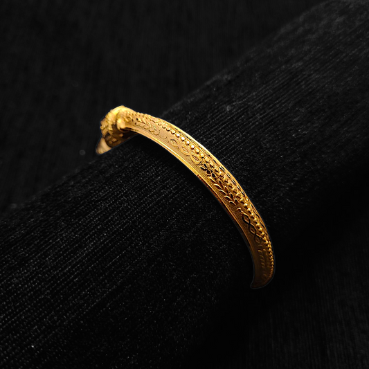 Loha Badhano Design IV - My Golden Wish