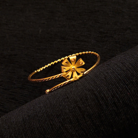 Flower Single Lap Bangle