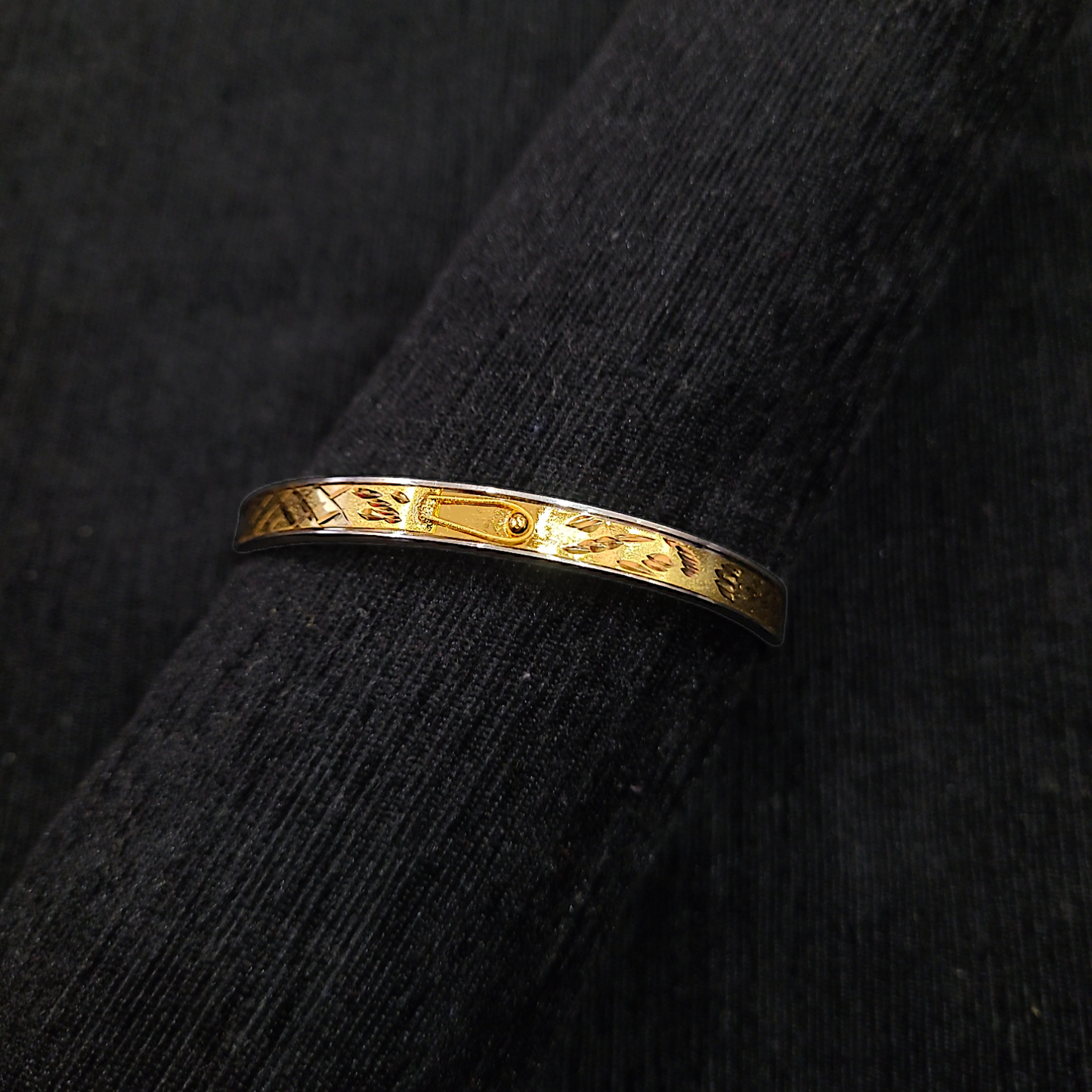 Loha Badhano Design II - My Golden Wish