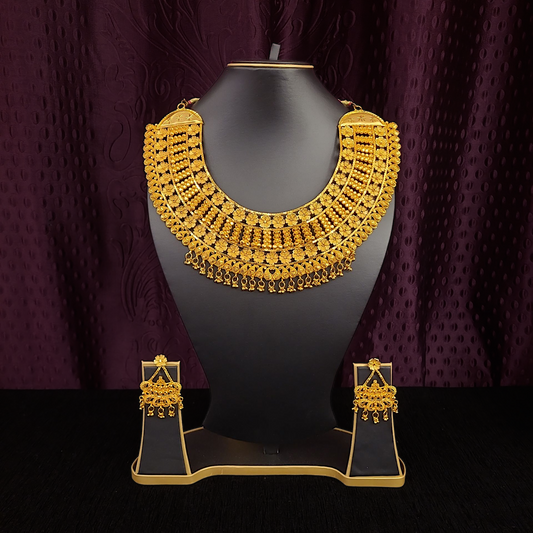 Broad Four Pattern Necklace Set - My Golden Wish