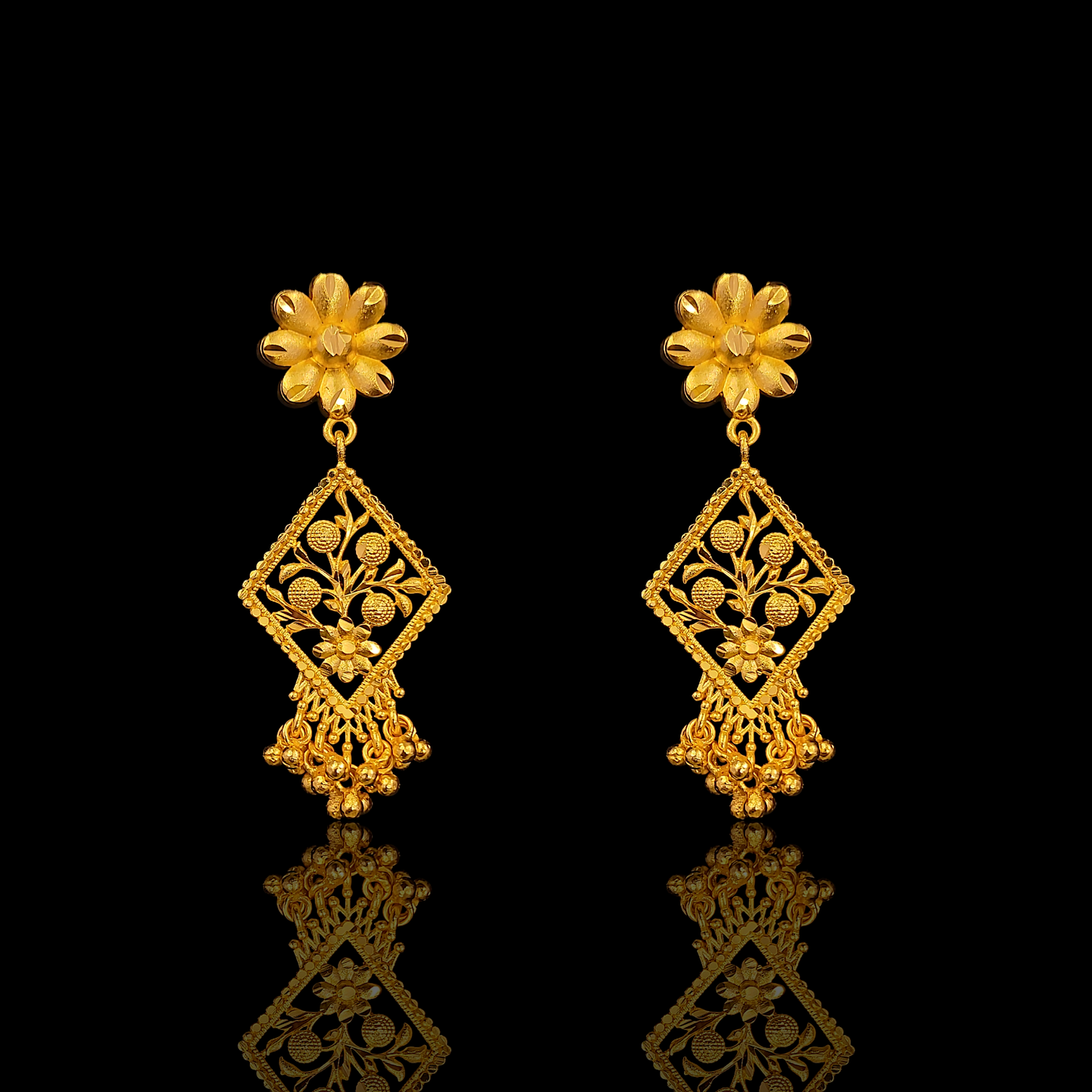 Gorgeous Broad Crown Choker Set