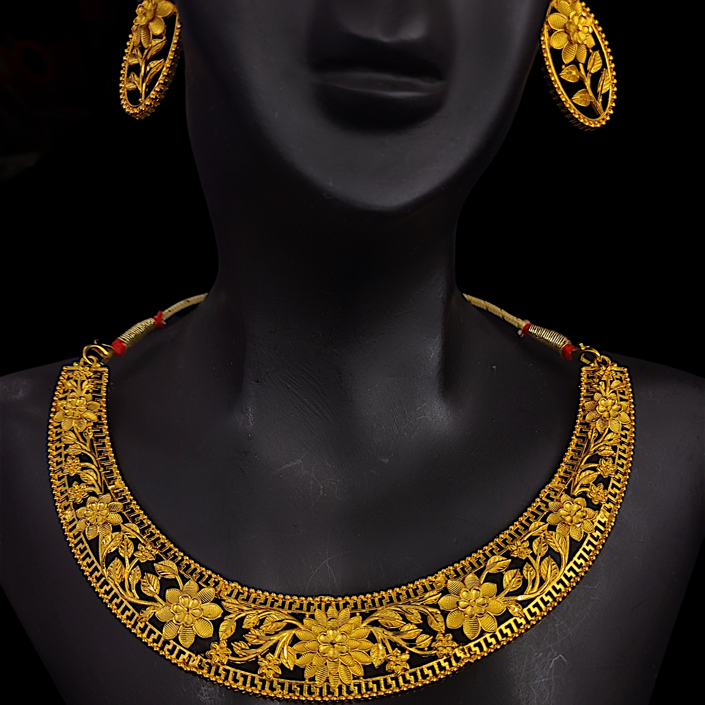 Flower Necklace Set