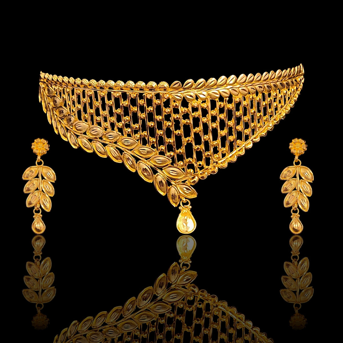 Sabeki Leaf Crown Choker