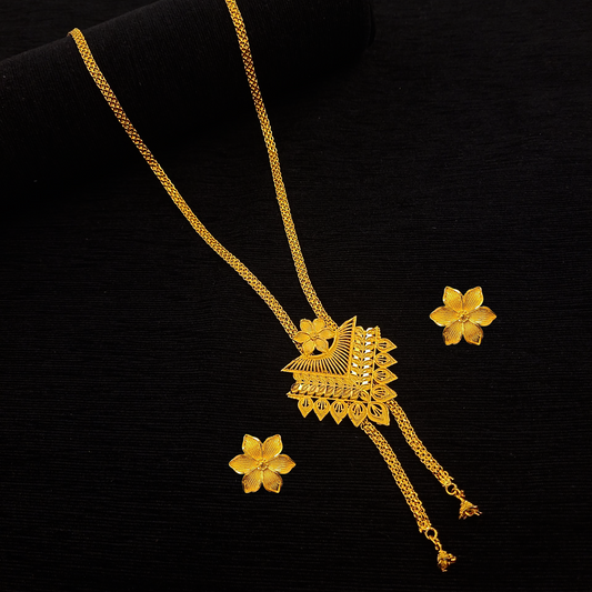 Triangle Drop Tie Chain - My Golden Wish