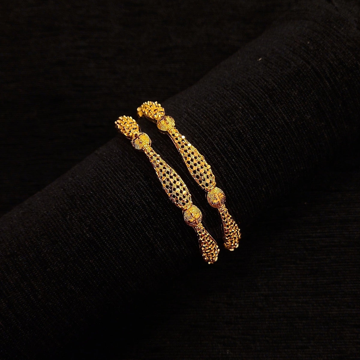 Jhilick Ball Bangle