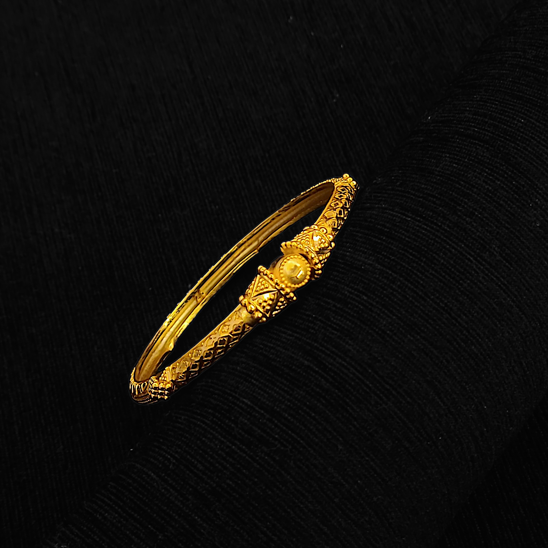 Premium Naksha Bangle - My Golden Wish