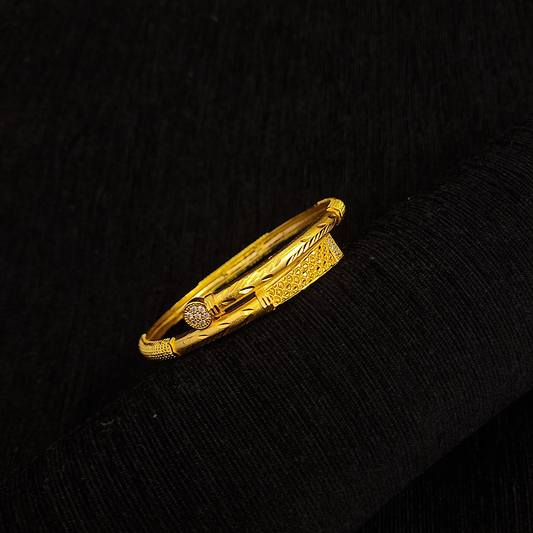 Overlap Noa Bangle Design II