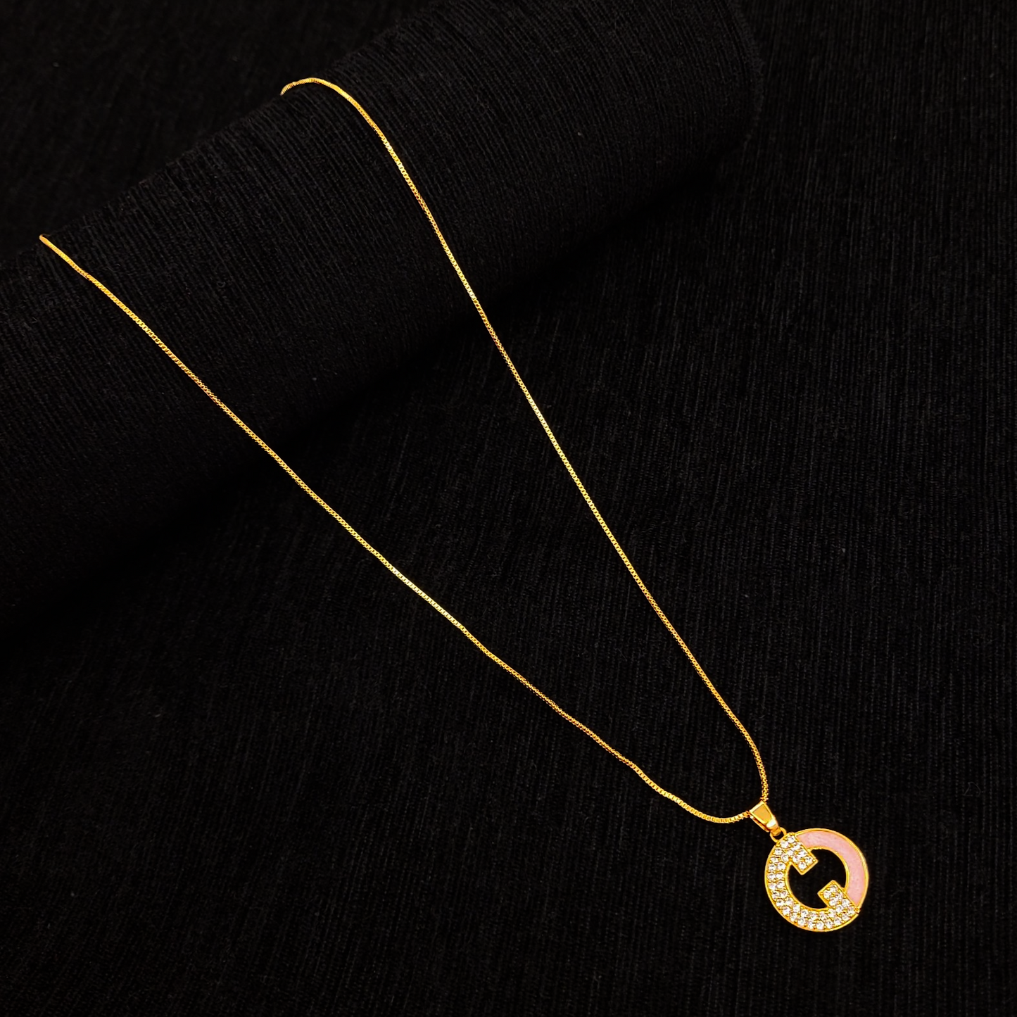 Resin Pendent Chain- III
