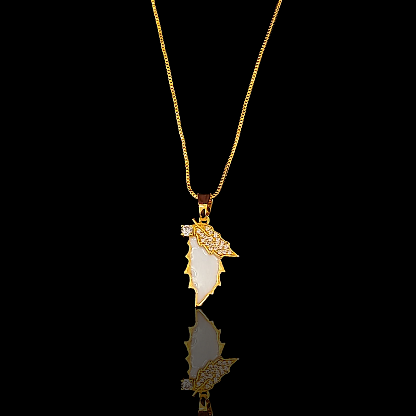 Resin Pendent Chain- VI