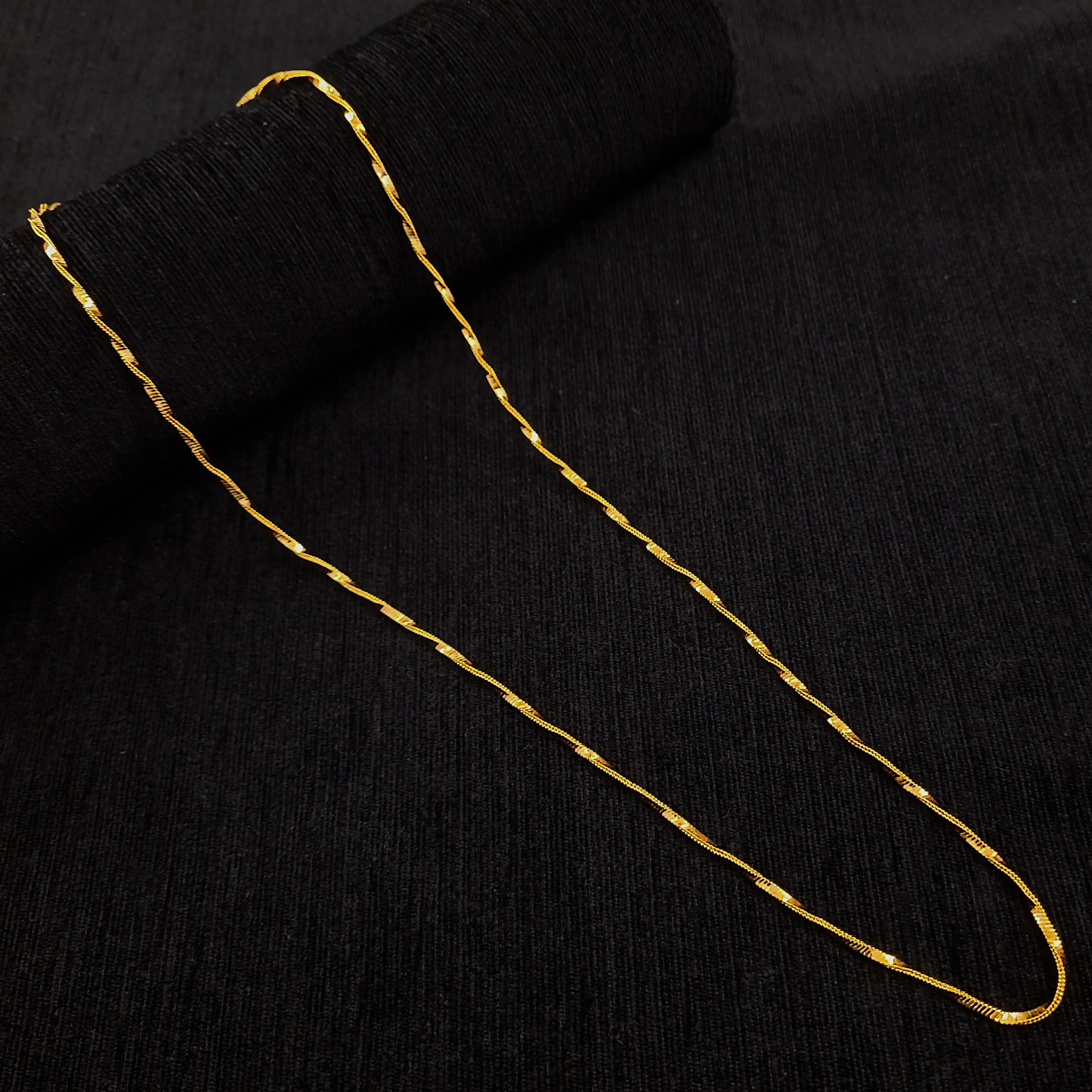 Long Twist Chain