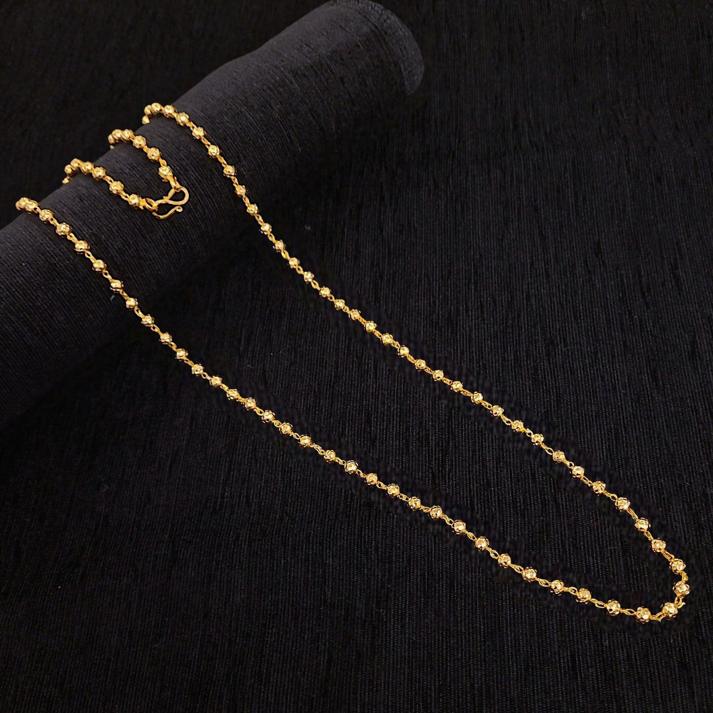 Jhilick Ball Chain