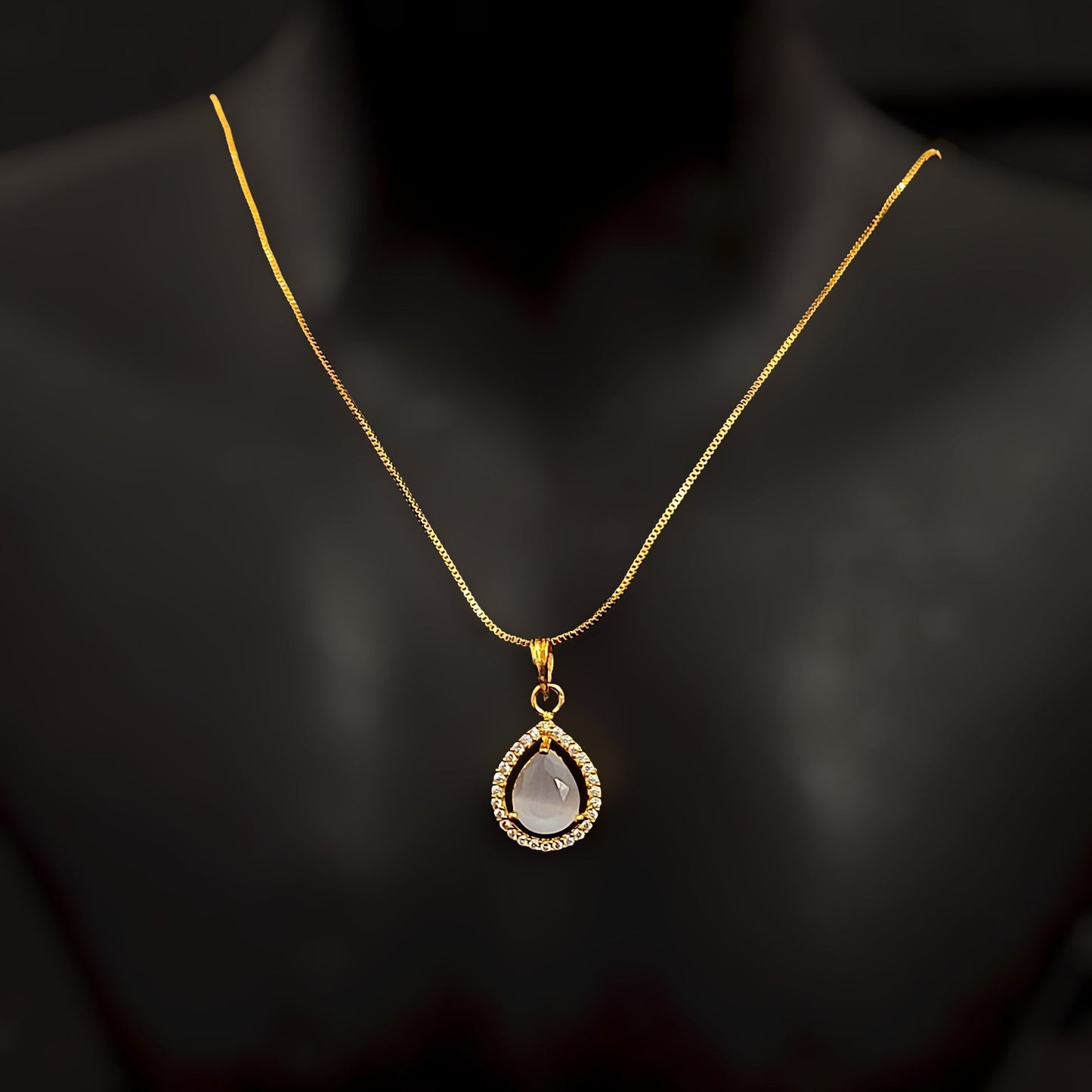 Oval Drop Pendent Chain