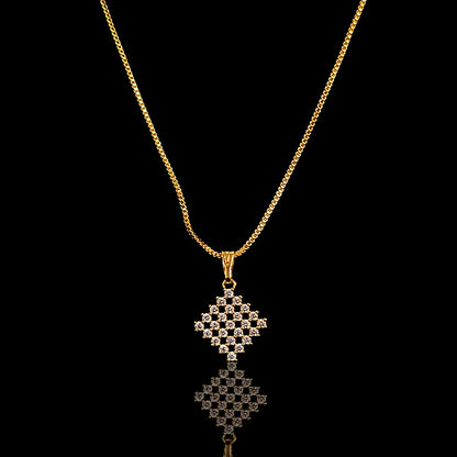Diamond Cut Pendent Chain