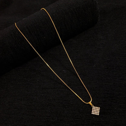 Diamond Cut Pendent Chain