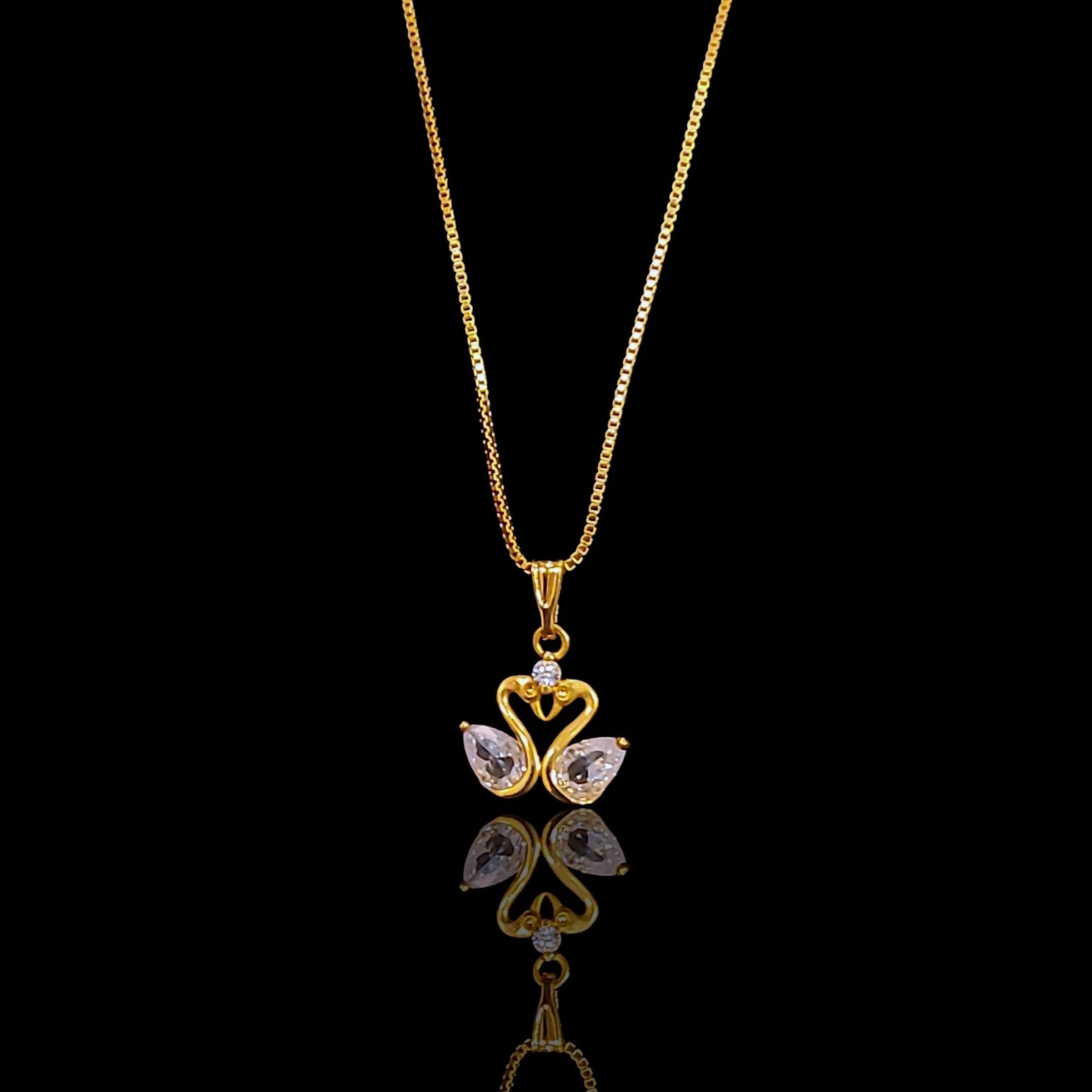 Dual Swan Pendent Chain