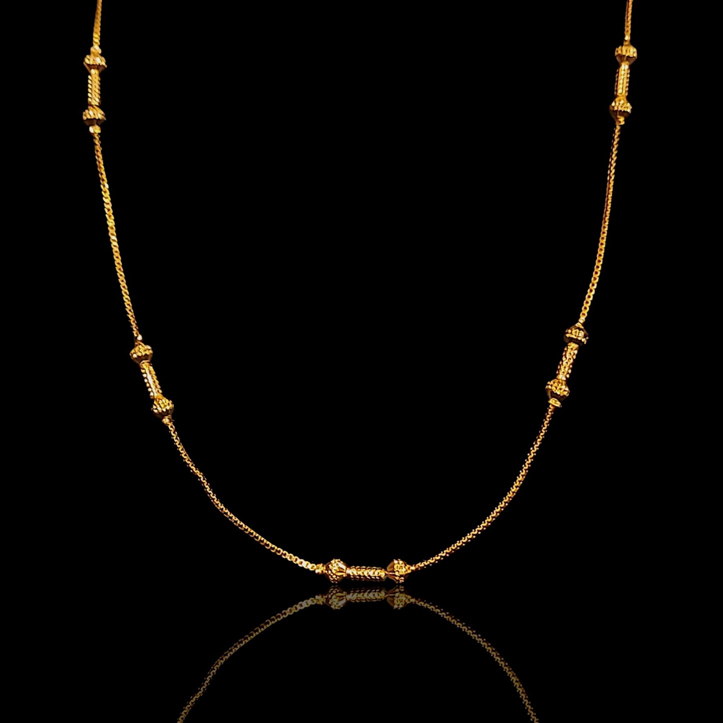 Sleek Pipe Ball Chain