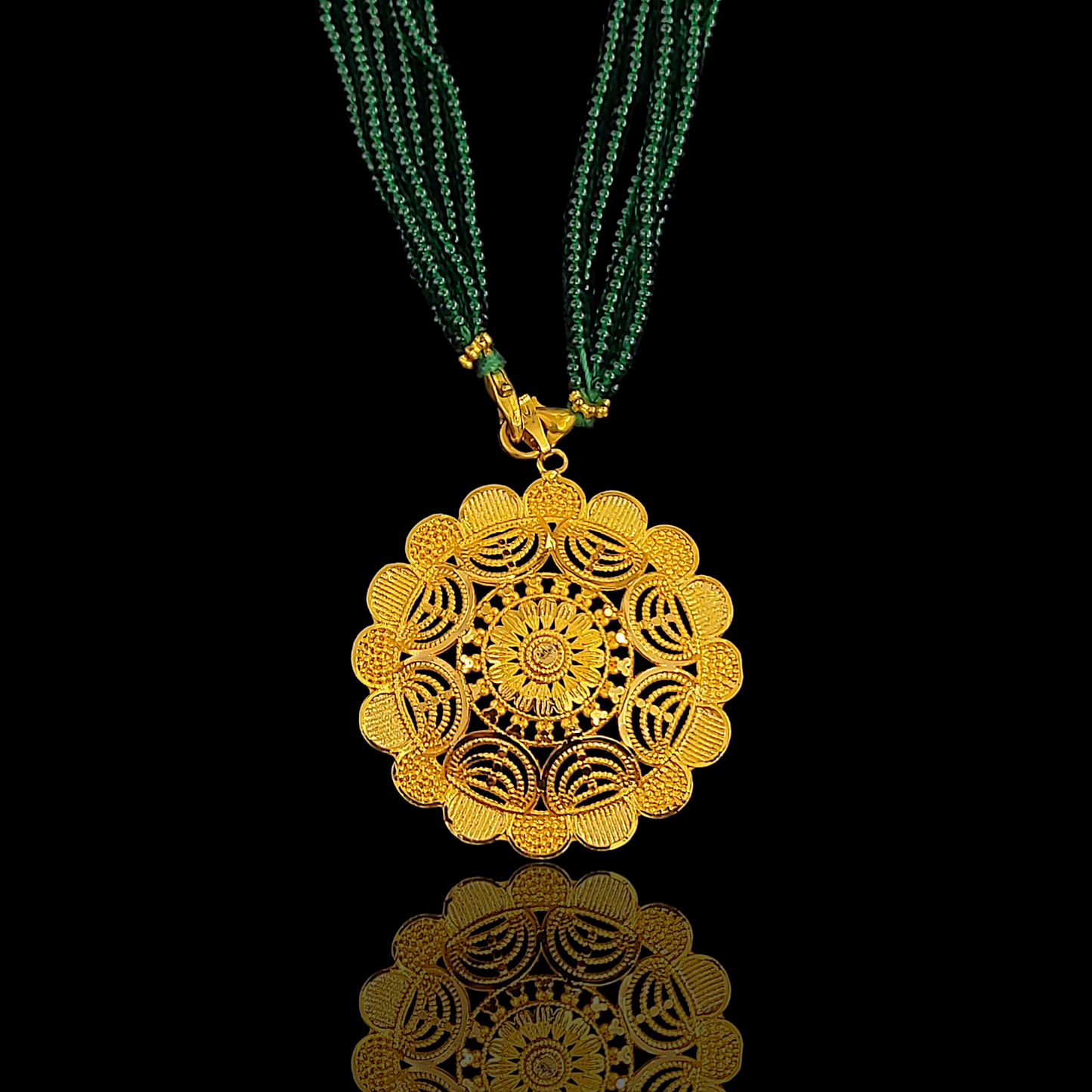 Round Flower Locket Tarsel