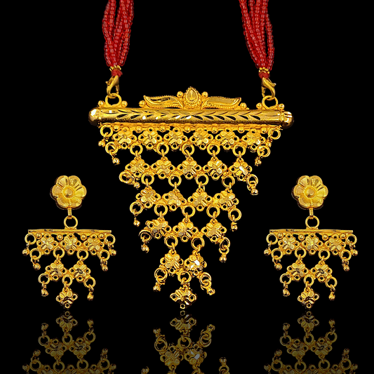Chandramalllika Locket Set