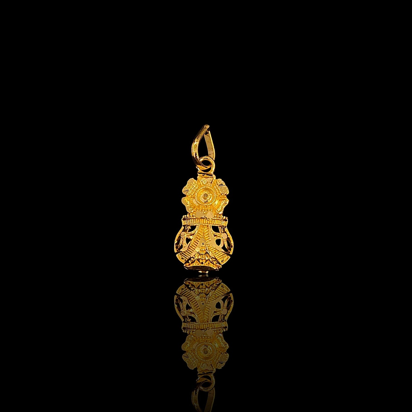 Small Daily Wear Pendent - XXI