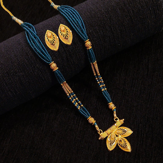 Triangle Leaf Locket Set