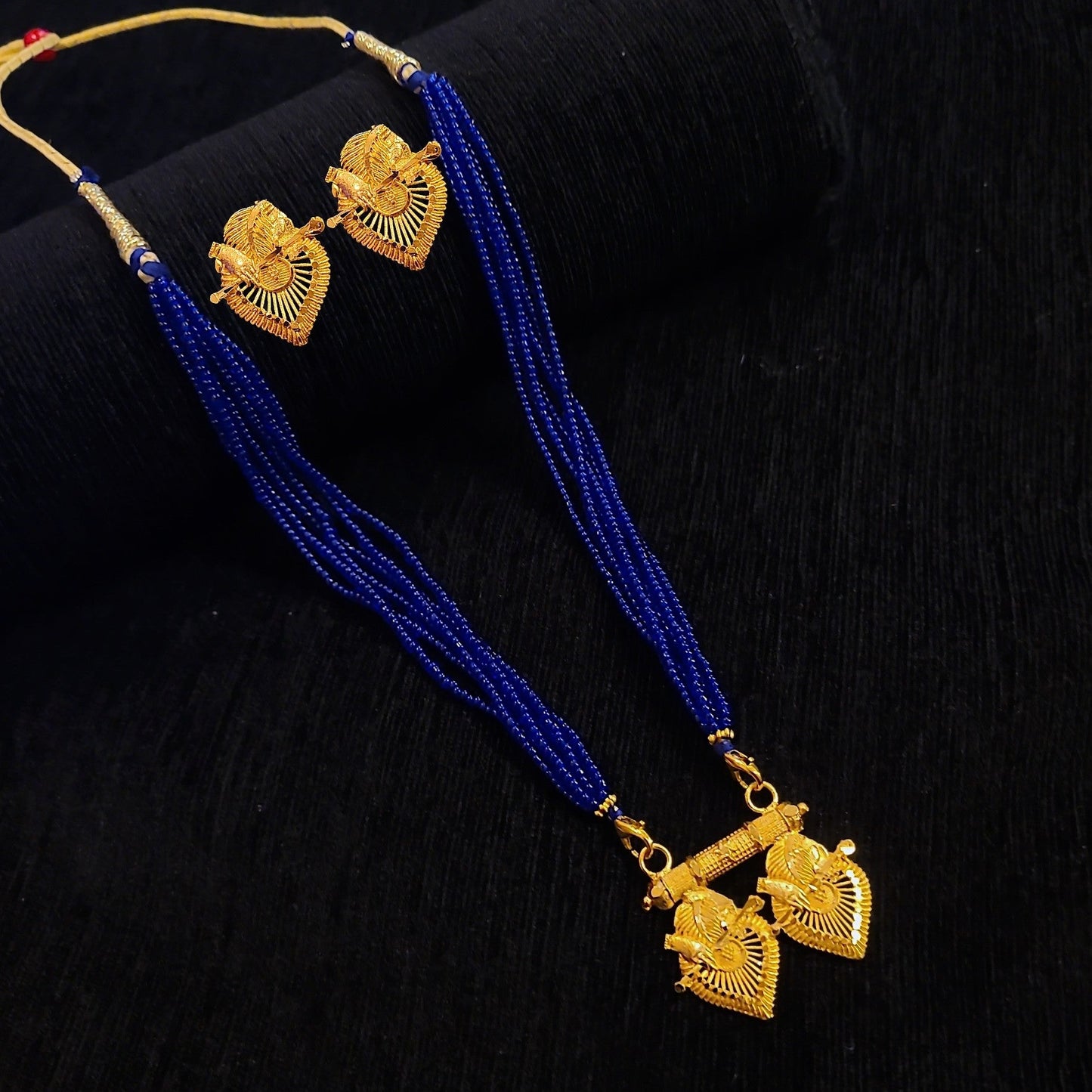 Krishna Bansuri Locket Set