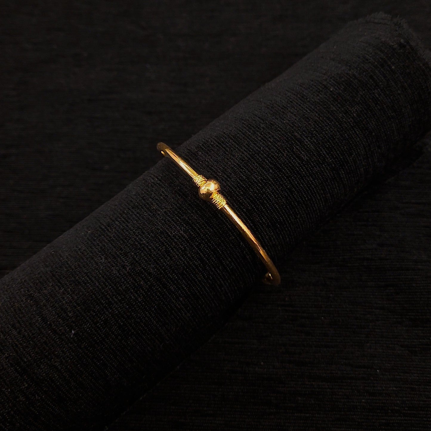 Plain Ball Bangle