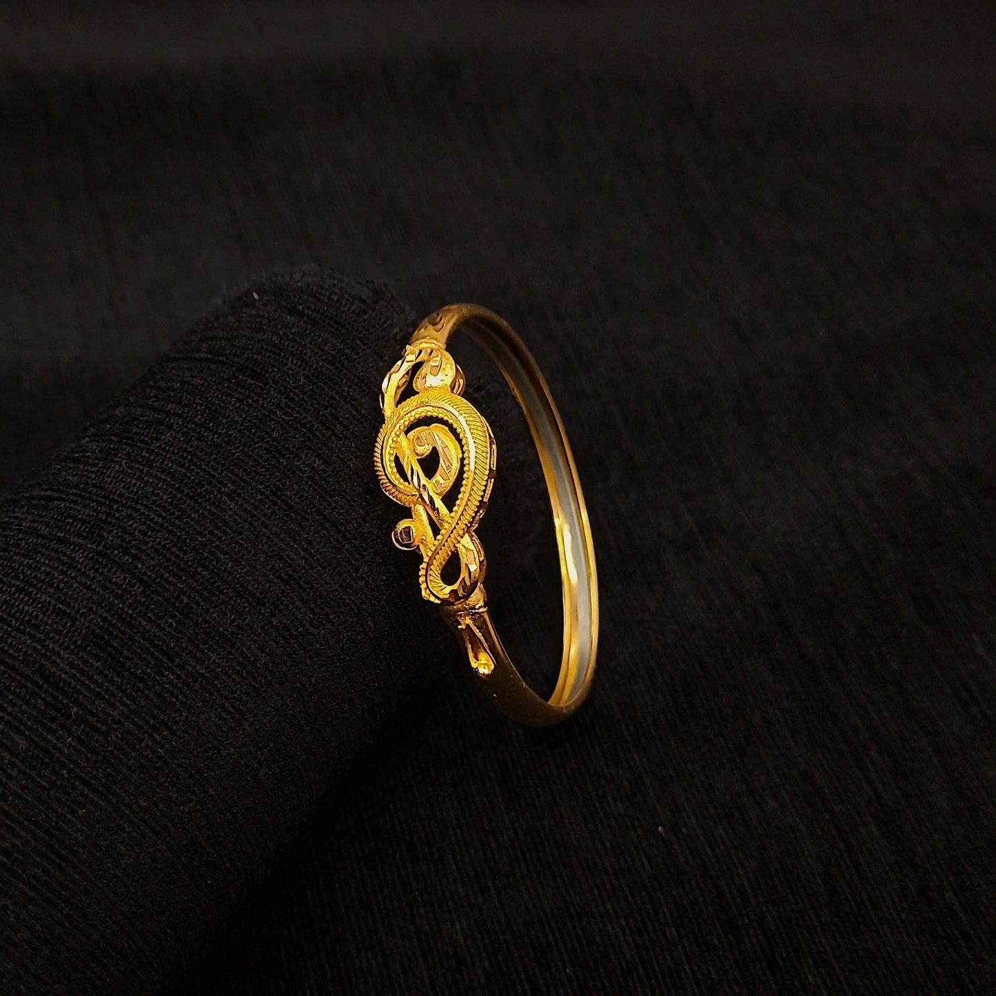 Loha Badhano Design VII