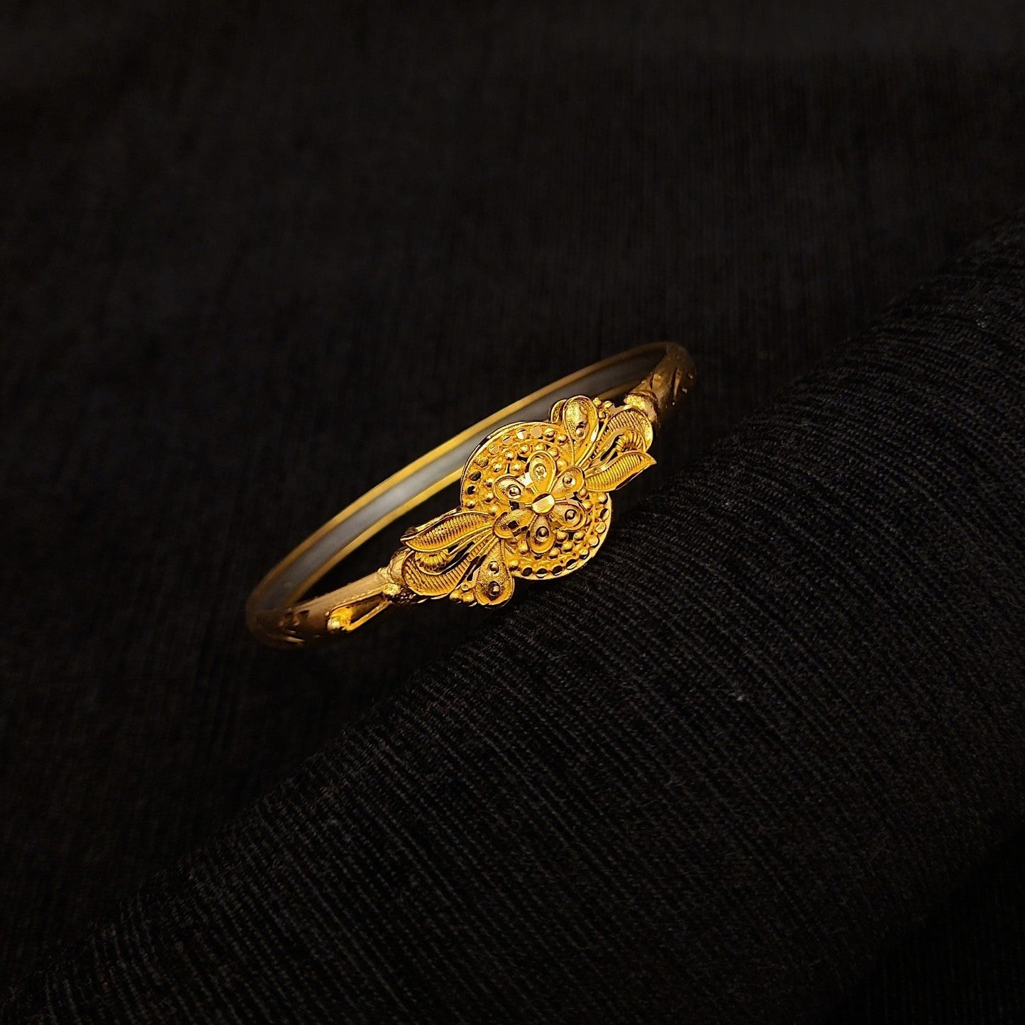 Loha Badhano Design VIII