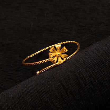 Flower Single Lap Bangle