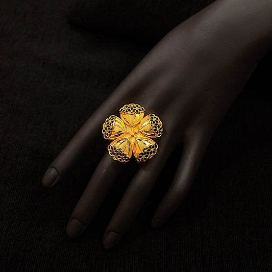Adjustable Big Golden Flower Ring