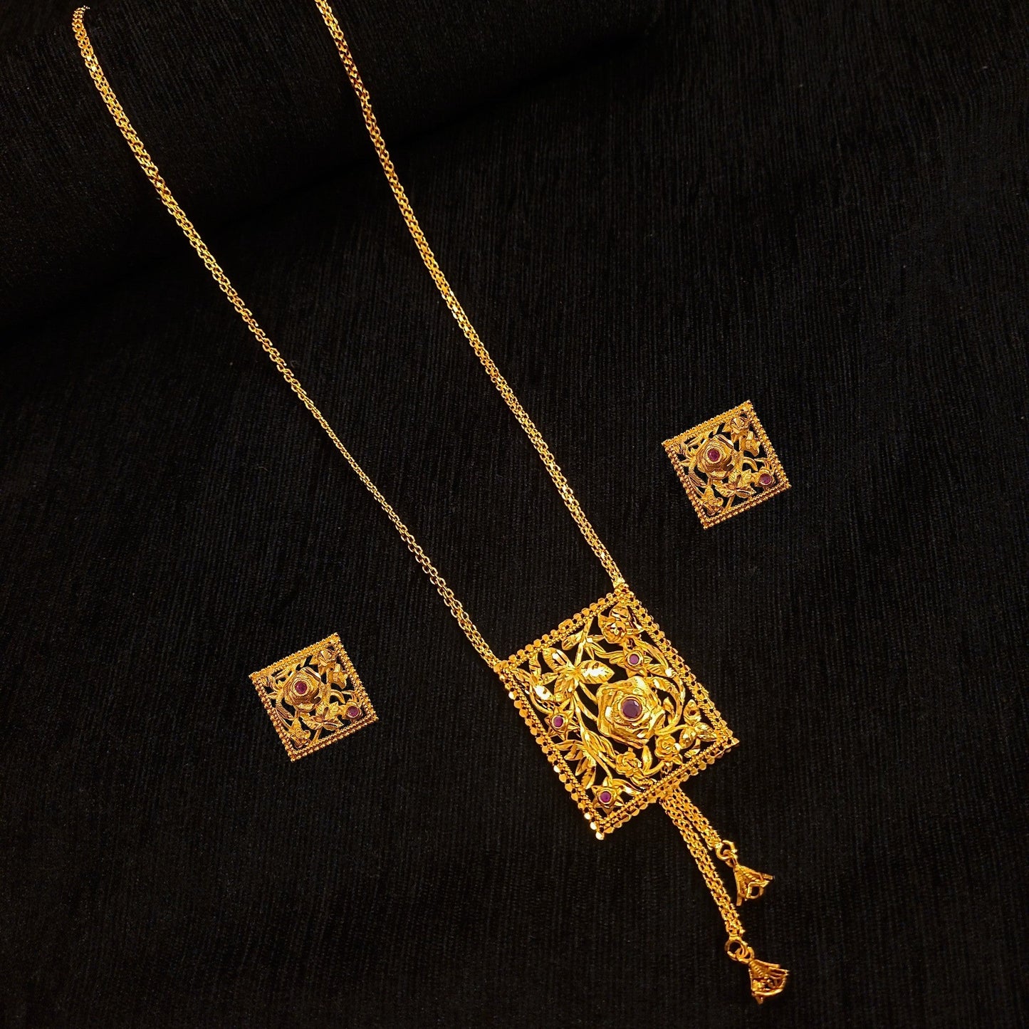Roe Tie Set