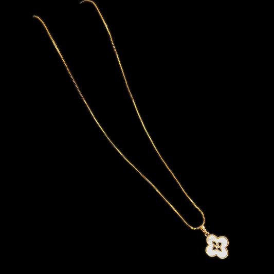 Flower Shell Pendent Chain