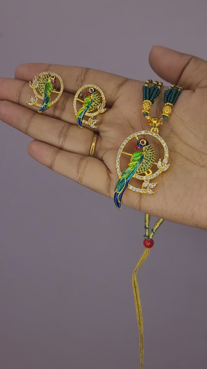 Parrot Locket Set