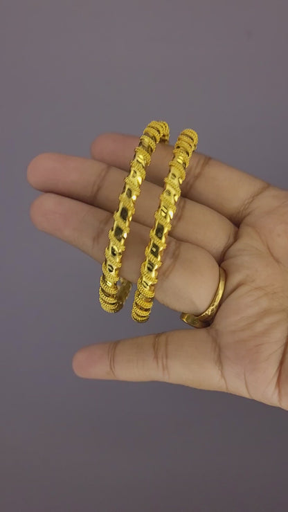 Spiral Ruli Bangle