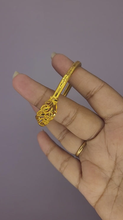 Leaf Noa Bangle