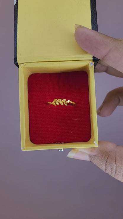 Adjustable Small Leaf Ring