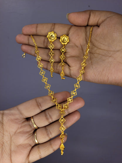 Sleek Diamond Line Necklace Set